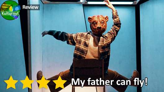 Review My father can fly, Livingstones Cabinet at Teatret Svalegangen